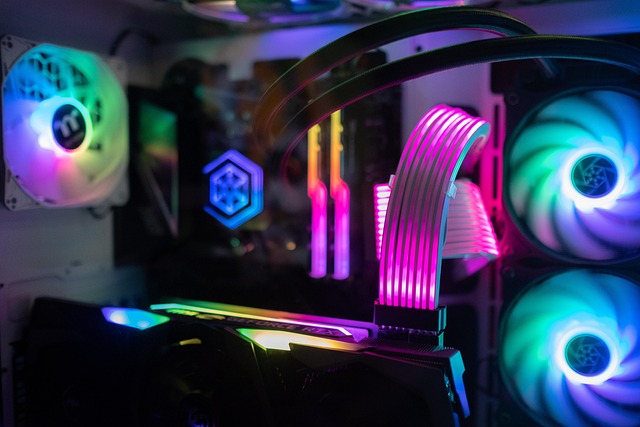 PC, laptop sau All-in-One? Ce alegi în funcție de nevoi și buget